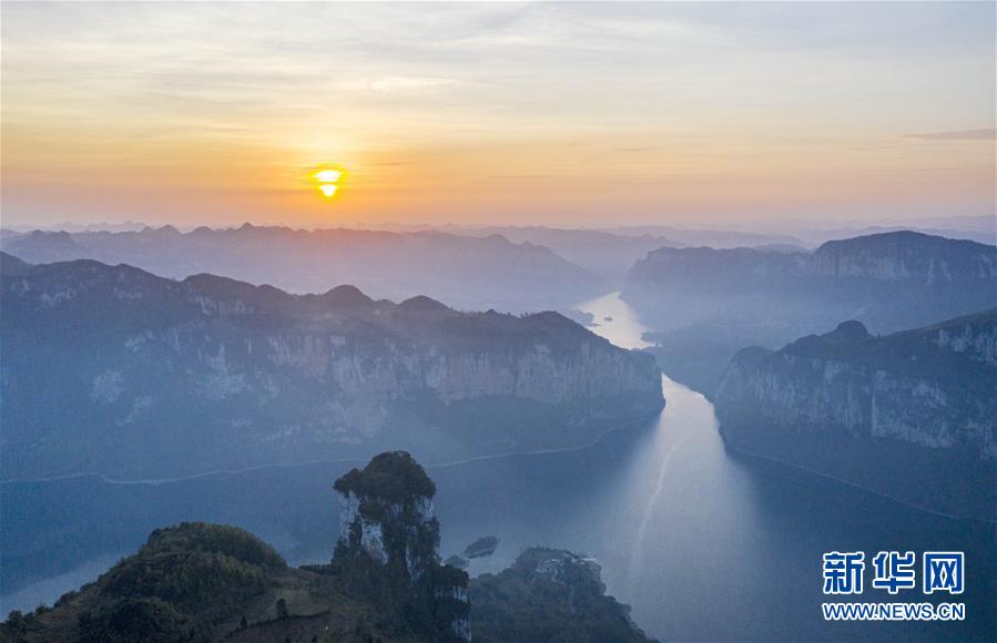 贵州黔西：苗寨旅游助脱贫